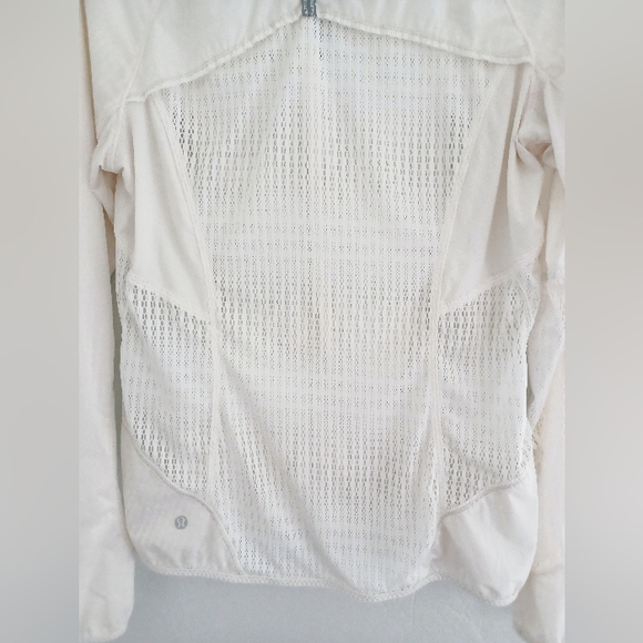 Lululemon White Lightweight Zip-Up Jacket - Picture 9 of 11